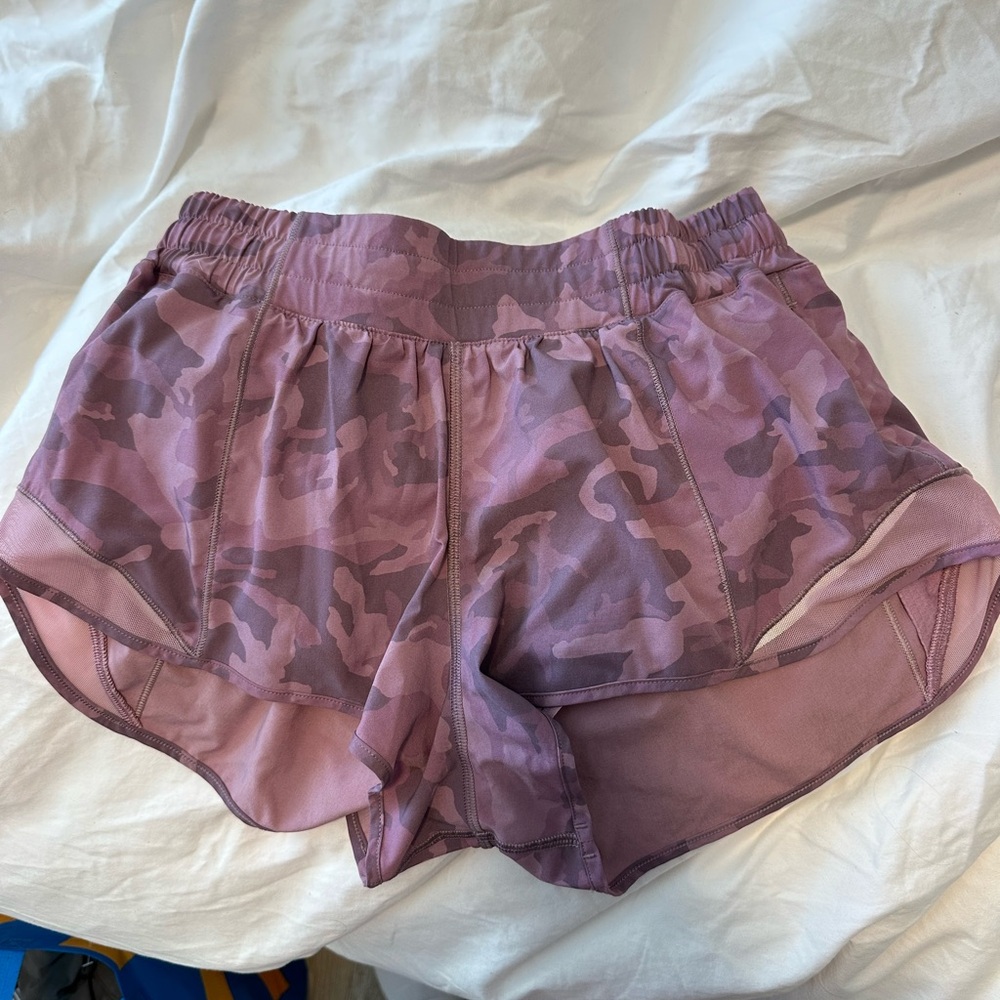 Lululemon hotty hot shorts